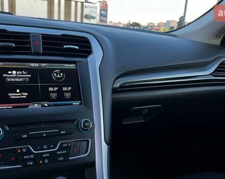 Чорний Форд Фьюжен, об'ємом двигуна 2.5 л та пробігом 165 тис. км за 12200 $, фото 13 на Automoto.ua