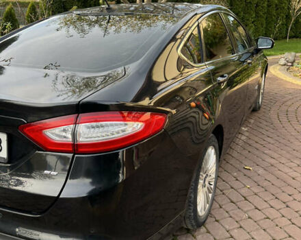 Чорний Форд Фьюжен, об'ємом двигуна 2 л та пробігом 241 тис. км за 11200 $, фото 2 на Automoto.ua