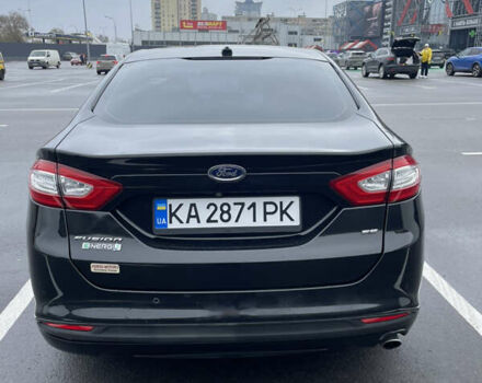 Чорний Форд Фьюжен, об'ємом двигуна 2 л та пробігом 131 тис. км за 11999 $, фото 5 на Automoto.ua