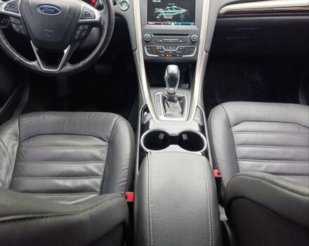 Чорний Форд Фьюжен, об'ємом двигуна 2 л та пробігом 183 тис. км за 12000 $, фото 6 на Automoto.ua