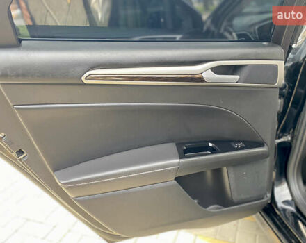 Черный Форд Фьюжн, объемом двигателя 2 л и пробегом 249 тыс. км за 10977 $, фото 27 на Automoto.ua