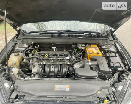 Чорний Форд Фьюжен, об'ємом двигуна 2.5 л та пробігом 210 тис. км за 7750 $, фото 4 на Automoto.ua