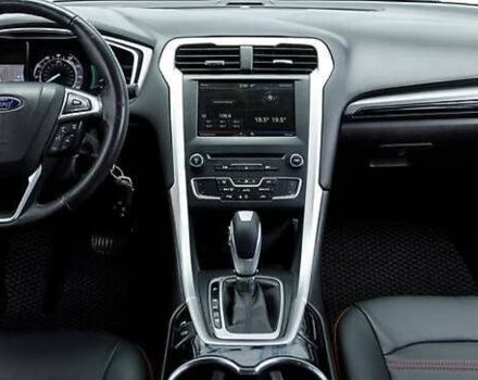 Чорний Форд Фьюжен, об'ємом двигуна 2.49 л та пробігом 238 тис. км за 9550 $, фото 25 на Automoto.ua