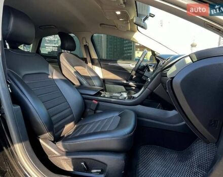 Форд Фьюжен 2016 у Києві на Automoto.ua Чорний Форд Фьюжен, об'ємом двигуна 2 л та пробігом 181 тис. км за 10990 $, фото 13 на Automoto.ua