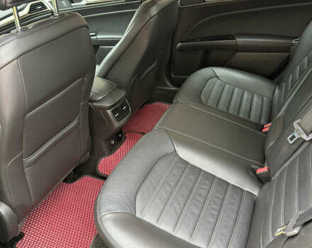 Чорний Форд Фьюжен, об'ємом двигуна 2 л та пробігом 146 тис. км за 12500 $, фото 9 на Automoto.ua