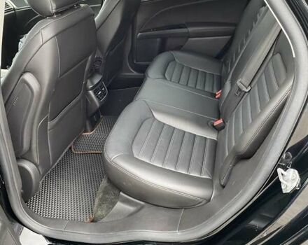 Чорний Форд Фьюжен, об'ємом двигуна 2 л та пробігом 165 тис. км за 10000 $, фото 6 на Automoto.ua