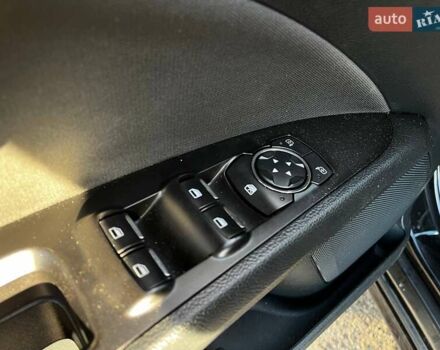 Форд Фьюжен 2016 у Києві на Automoto.ua Чорний Форд Фьюжен, об'ємом двигуна 2 л та пробігом 181 тис. км за 10990 $, фото 8 на Automoto.ua