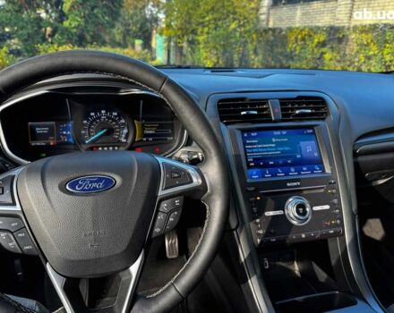 Черный Форд Фьюжн, объемом двигателя 2.7 л и пробегом 178 тыс. км за 13490 $, фото 24 на Automoto.ua