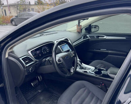 Черный Форд Фьюжн, объемом двигателя 2.49 л и пробегом 190 тыс. км за 10500 $, фото 10 на Automoto.ua