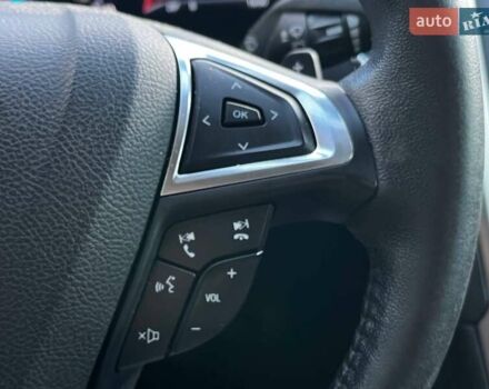 Форд Фьюжен 2016 у Києві на Automoto.ua Чорний Форд Фьюжен, об'ємом двигуна 2 л та пробігом 181 тис. км за 10990 $, фото 17 на Automoto.ua