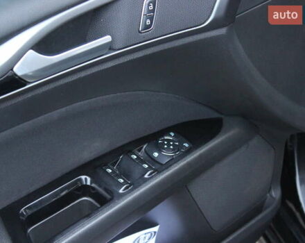 Чорний Форд Фьюжен, об'ємом двигуна 1.5 л та пробігом 190 тис. км за 8999 $, фото 14 на Automoto.ua