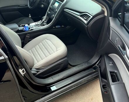 Черный Форд Фьюжн, объемом двигателя 2.5 л и пробегом 133 тыс. км за 10000 $, фото 6 на Automoto.ua