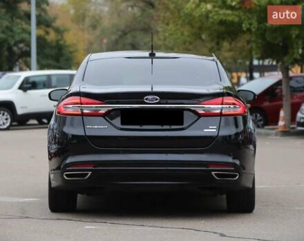 Чорний Форд Фьюжен, об'ємом двигуна 2 л та пробігом 192 тис. км за 12500 $, фото 2 на Automoto.ua