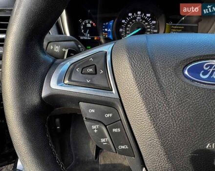 Чорний Форд Фьюжен, об'ємом двигуна 2.7 л та пробігом 178 тис. км за 13490 $, фото 16 на Automoto.ua