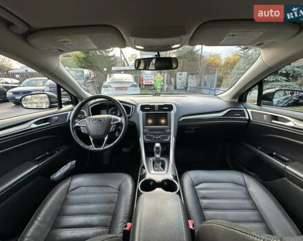 Чорний Форд Фьюжен, об'ємом двигуна 2 л та пробігом 120 тис. км за 10900 $, фото 8 на Automoto.ua
