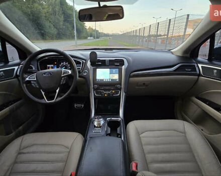 Черный Форд Фьюжн, объемом двигателя 2 л и пробегом 178 тыс. км за 14000 $, фото 14 на Automoto.ua