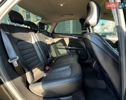 Форд Фьюжен 2016 у Києві на Automoto.ua Чорний Форд Фьюжен, об'ємом двигуна 2 л та пробігом 181 тис. км за 10990 $, фото 12 на Automoto.ua