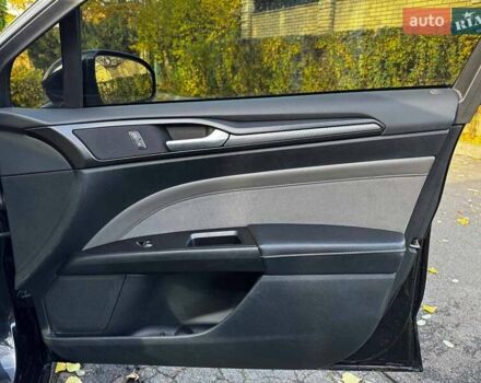 Чорний Форд Фьюжен, об'ємом двигуна 2.7 л та пробігом 178 тис. км за 13490 $, фото 30 на Automoto.ua