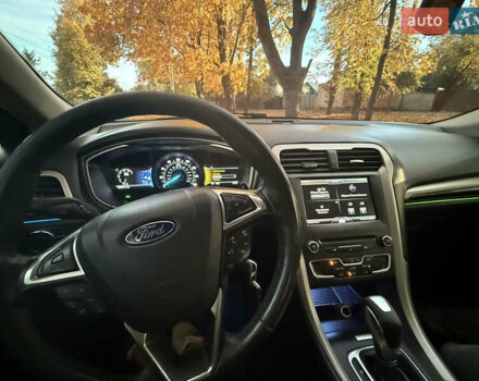 Черный Форд Фьюжн, объемом двигателя 2 л и пробегом 250 тыс. км за 9900 $, фото 17 на Automoto.ua