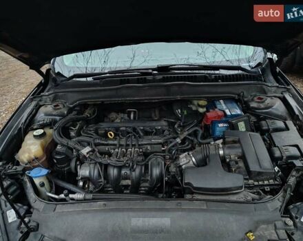 Чорний Форд Фьюжен, об'ємом двигуна 2.5 л та пробігом 189 тис. км за 10500 $, фото 6 на Automoto.ua