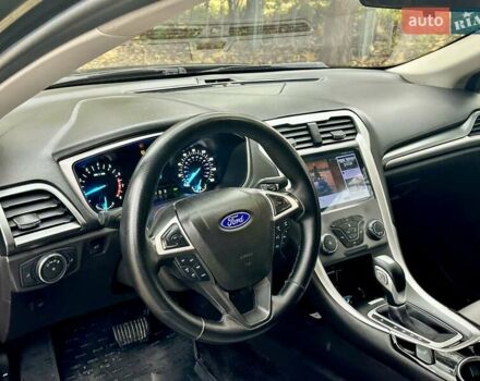 Черный Форд Фьюжн, объемом двигателя 2.5 л и пробегом 240 тыс. км за 8800 $, фото 1 на Automoto.ua