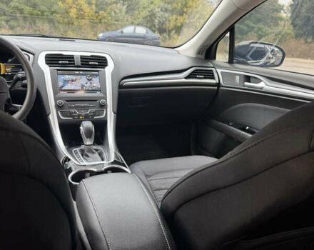 Черный Форд Фьюжн, объемом двигателя 1.5 л и пробегом 124 тыс. км за 11499 $, фото 4 на Automoto.ua