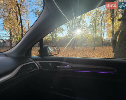 Черный Форд Фьюжн, объемом двигателя 2 л и пробегом 250 тыс. км за 9900 $, фото 19 на Automoto.ua