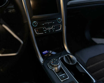 Черный Форд Фьюжн, объемом двигателя 2.49 л и пробегом 226 тыс. км за 10900 $, фото 17 на Automoto.ua