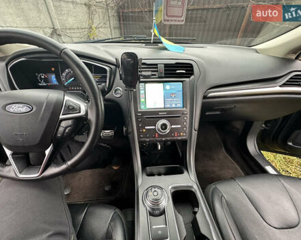 Чорний Форд Фьюжен, об'ємом двигуна 2 л та пробігом 193 тис. км за 13000 $, фото 35 на Automoto.ua