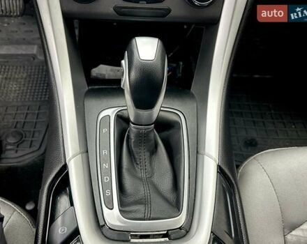 Черный Форд Фьюжн, объемом двигателя 2.5 л и пробегом 240 тыс. км за 8800 $, фото 12 на Automoto.ua