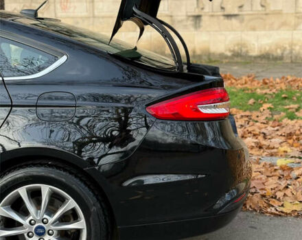 Черный Форд Фьюжн, объемом двигателя 2.5 л и пробегом 120 тыс. км за 11900 $, фото 6 на Automoto.ua