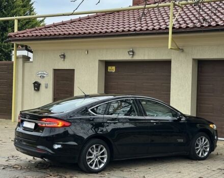 Чорний Форд Фьюжен, об'ємом двигуна 2 л та пробігом 200 тис. км за 13000 $, фото 3 на Automoto.ua