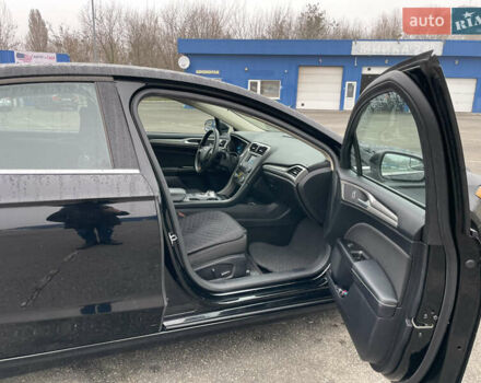 Чорний Форд Фьюжен, об'ємом двигуна 2.4 л та пробігом 180 тис. км за 12000 $, фото 6 на Automoto.ua