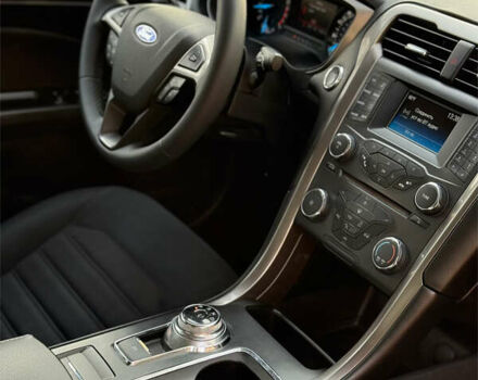 Черный Форд Фьюжн, объемом двигателя 2.5 л и пробегом 120 тыс. км за 11900 $, фото 13 на Automoto.ua