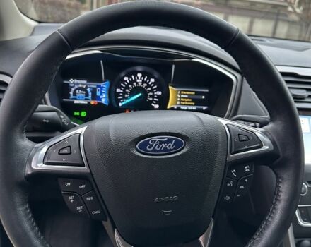 Чорний Форд Фьюжен, об'ємом двигуна 2 л та пробігом 200 тис. км за 13000 $, фото 4 на Automoto.ua