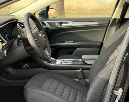 Черный Форд Фьюжн, объемом двигателя 2.5 л и пробегом 120 тыс. км за 11900 $, фото 10 на Automoto.ua