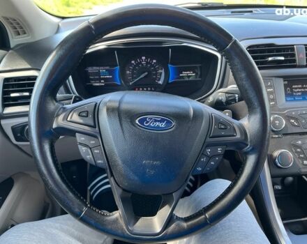 Форд Фьюжн 2017 в Белой Церкве на Automoto.ua Черный Форд Фьюжн, объемом двигателя 2 л и пробегом 176 тыс. км за 14500 $, фото 16 на Automoto.ua
