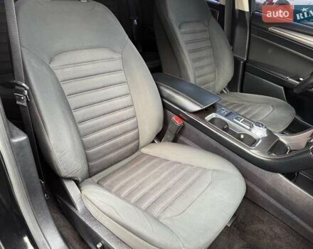 Чорний Форд Фьюжен, об'ємом двигуна 2 л та пробігом 200 тис. км за 15290 $, фото 19 на Automoto.ua