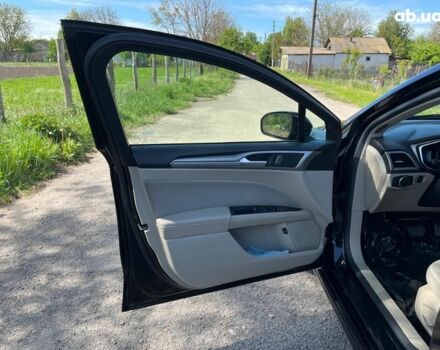 Форд Фьюжн 2017 в Белой Церкве на Automoto.ua Черный Форд Фьюжн, объемом двигателя 2 л и пробегом 176 тыс. км за 14500 $, фото 8 на Automoto.ua