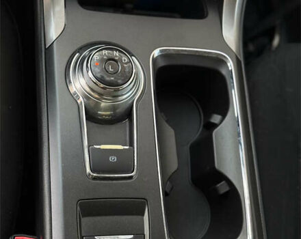 Черный Форд Фьюжн, объемом двигателя 2.5 л и пробегом 120 тыс. км за 11900 $, фото 16 на Automoto.ua