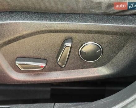 Чорний Форд Фьюжен, об'ємом двигуна 2 л та пробігом 200 тис. км за 15290 $, фото 37 на Automoto.ua