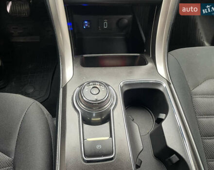 Форд Фьюжн 2017 в Остоге на Automoto.ua Черный Форд Фьюжн, объемом двигателя 2.49 л и пробегом 189 тыс. км за 10700 $, фото 18 на Automoto.ua