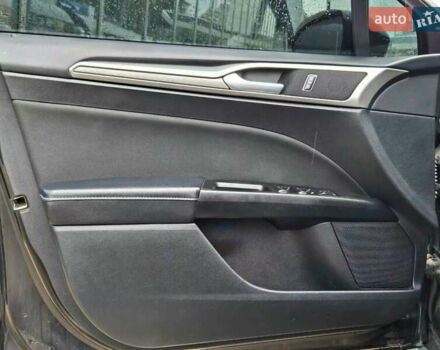 Черный Форд Фьюжн, объемом двигателя 2.5 л и пробегом 217 тыс. км за 11300 $, фото 13 на Automoto.ua