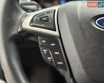 Чорний Форд Фьюжен, об'ємом двигуна 2 л та пробігом 200 тис. км за 15290 $, фото 33 на Automoto.ua