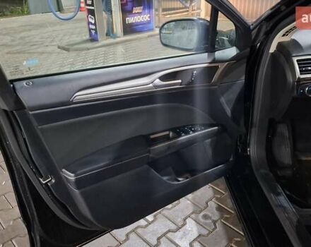 Черный Форд Фьюжн, объемом двигателя 2.5 л и пробегом 150 тыс. км за 12500 $, фото 5 на Automoto.ua