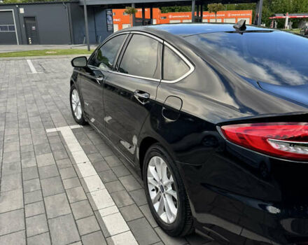 Чорний Форд Фьюжен, об'ємом двигуна 2 л та пробігом 110 тис. км за 16500 $, фото 10 на Automoto.ua