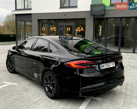 Форд Фьюжен 2018 у Вараш (Кузнецовськ) на Automoto.ua Чорний Форд Фьюжен, об'ємом двигуна 2.5 л та пробігом 131 тис. км за 14500 $, фото 6 на Automoto.ua