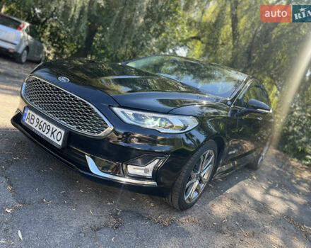 Черный Форд Фьюжн, объемом двигателя 2 л и пробегом 152 тыс. км за 16300 $, фото 5 на Automoto.ua