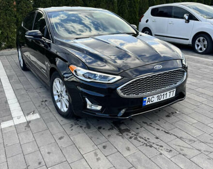 Чорний Форд Фьюжен, об'ємом двигуна 2 л та пробігом 110 тис. км за 16500 $, фото 1 на Automoto.ua