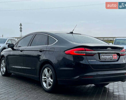 Чорний Форд Фьюжен, об'ємом двигуна 1.5 л та пробігом 112 тис. км за 11940 $, фото 4 на Automoto.ua